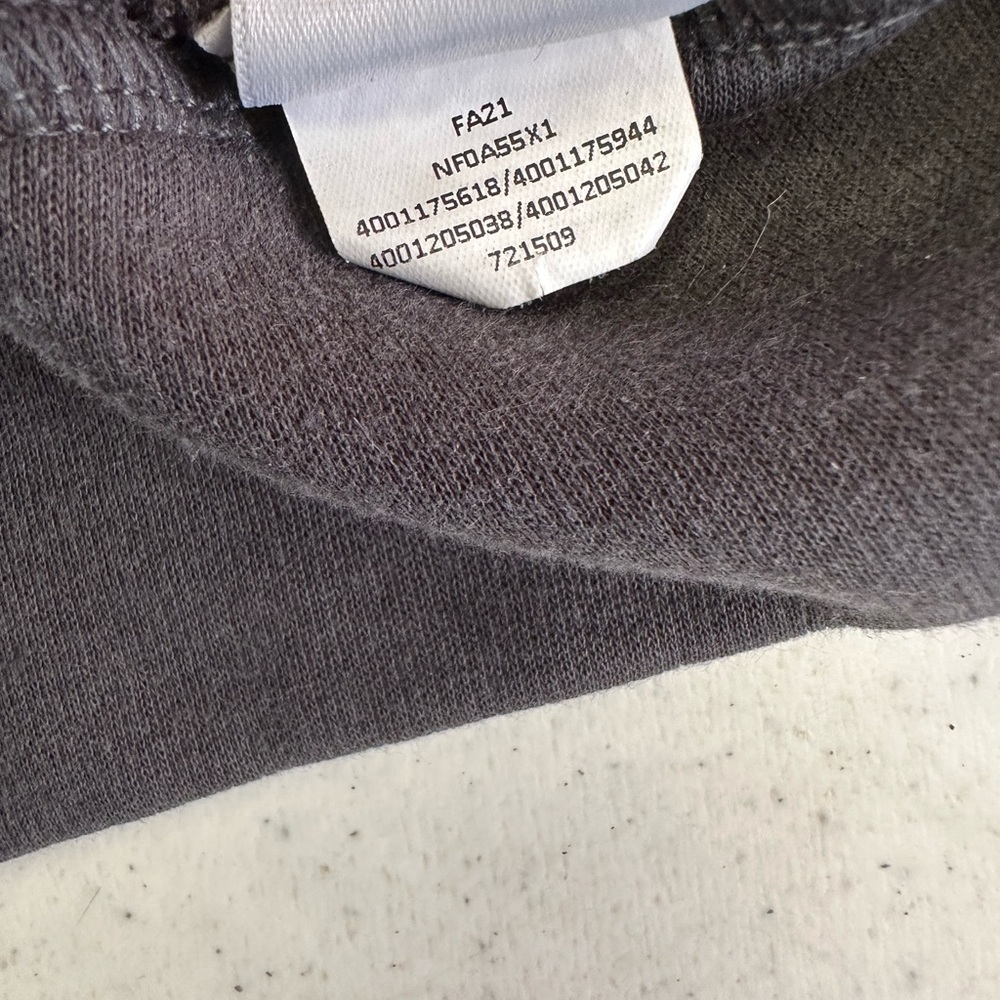 The North Face Charcoal Dark Grey Women's Everyday Full Zip Hoodie - Picture 6 of 6